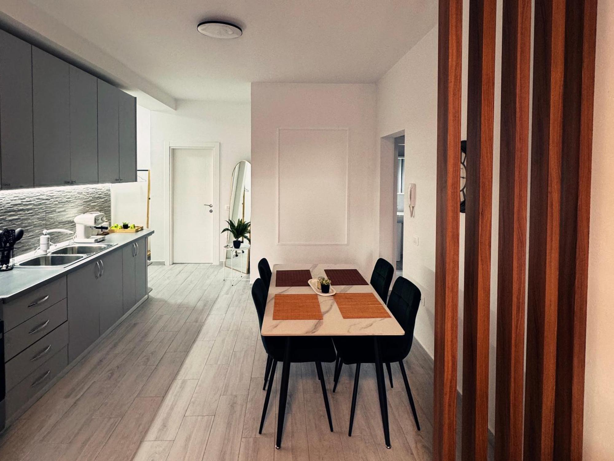 Enol Plazza Apartment 地拉那 外观 照片