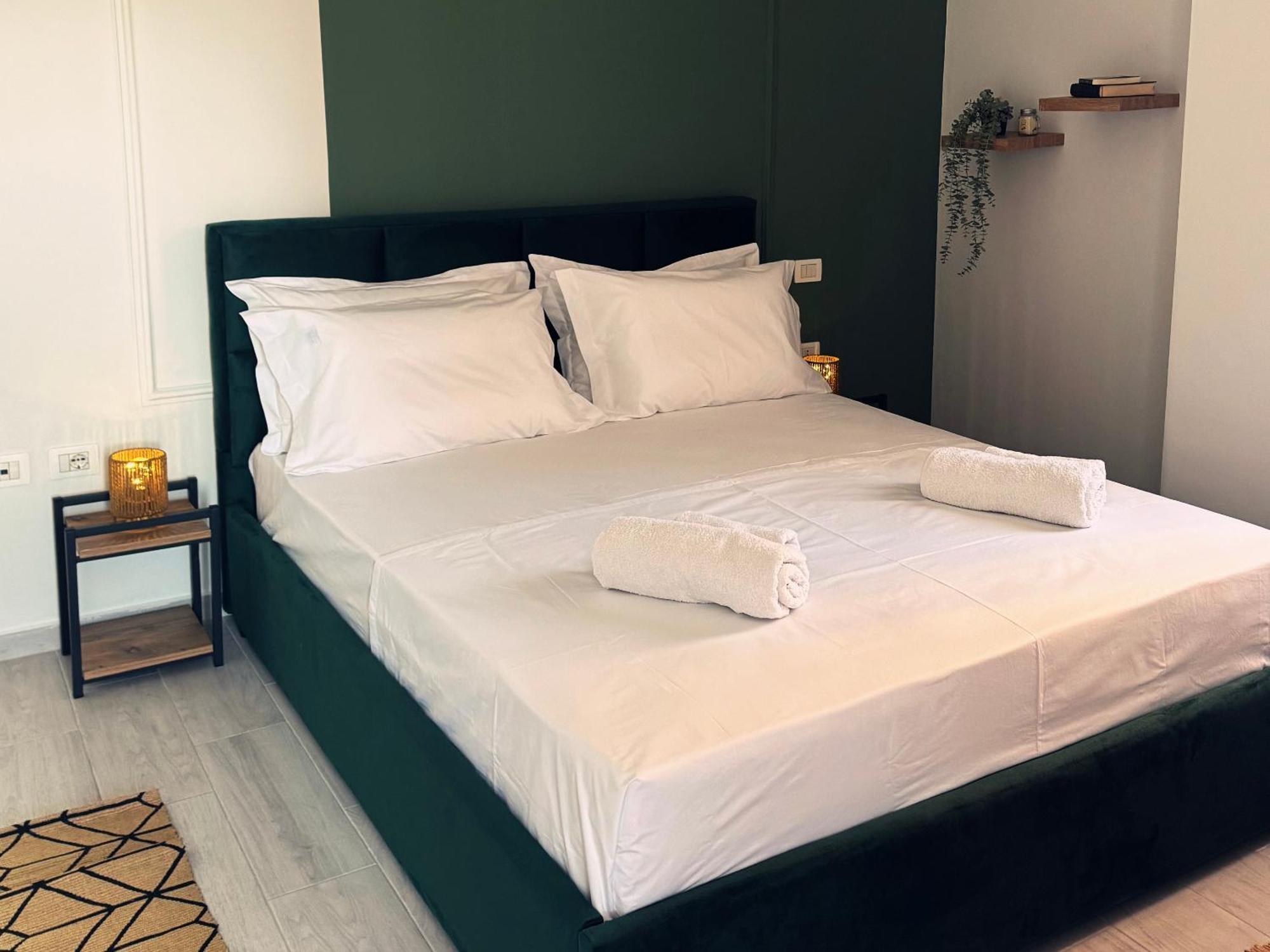 Enol Plazza Apartment 地拉那 外观 照片